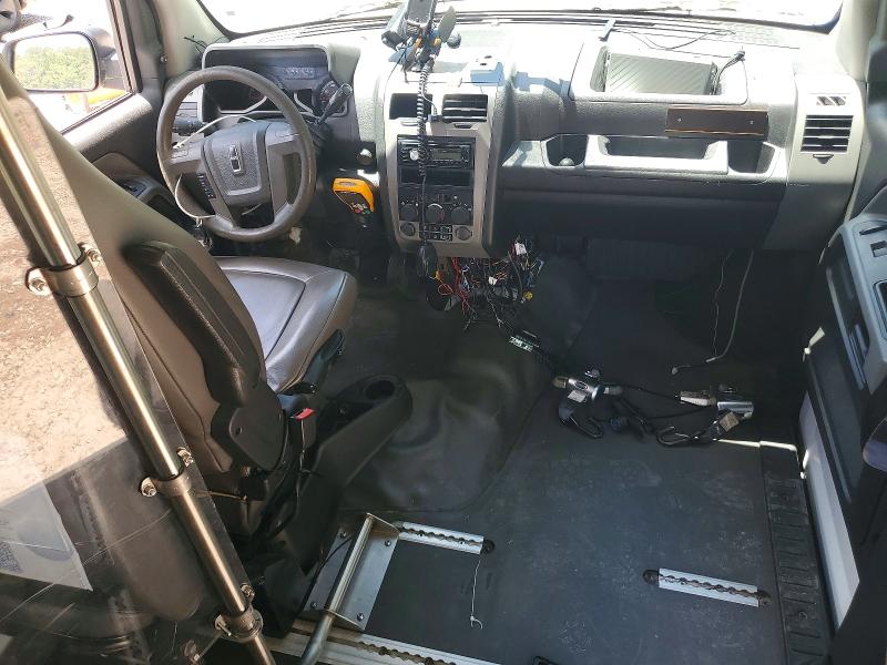 2014 Am general Mv-1 VIN 57WMD2A69EM101876 COPART salvage auction — MINOR DENT/SCRATCHES, NC - CERTIFICATE OF TITLE, sold $1,000 on 2026-07-06 (photo 8)