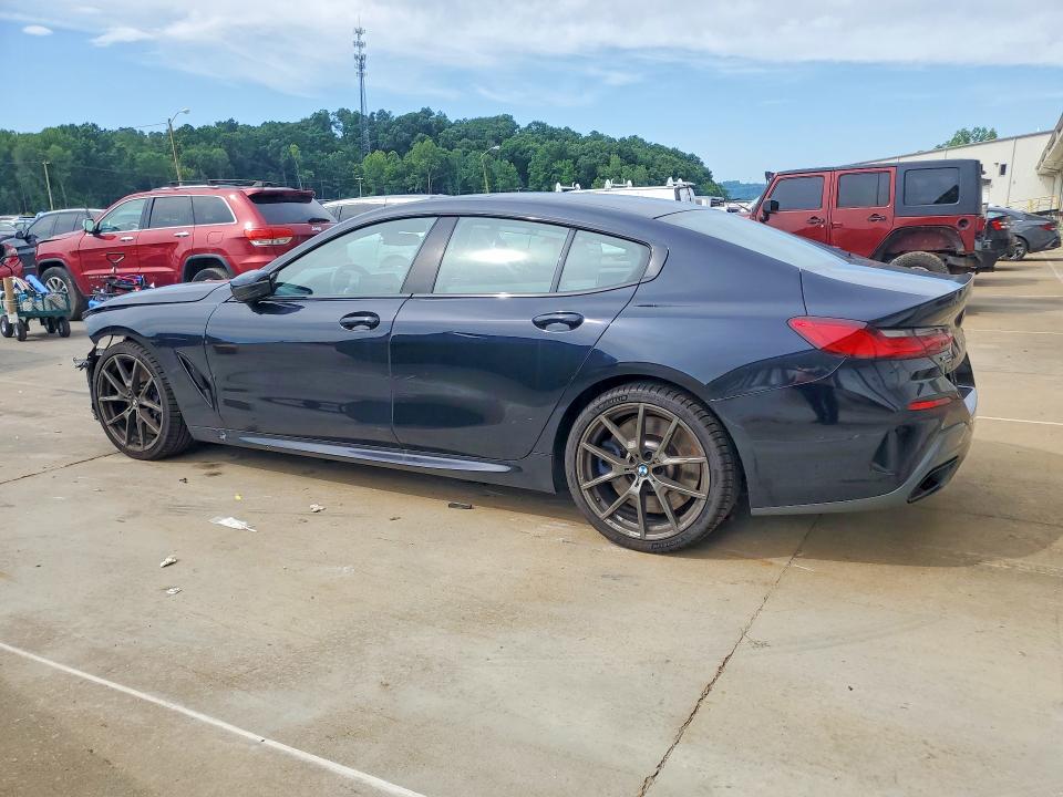 2022 BMW M8 VIN WBAGV8C03NCK22206 COPART salvage auction — FRONT END, In - Cert Of Title-Salvage Title, sold $10,500 on 2026-07-30 (photo 2)