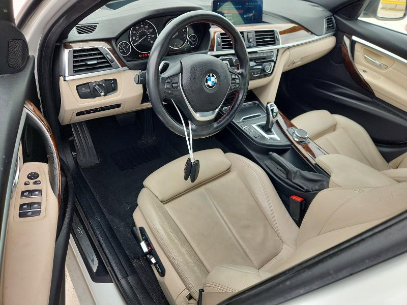 2018 BMW 3er VIN WBA8B9C56JEE81773 COPART salvage auction — WATER/FLOOD, Tx - Salvage Title-Flood Damage, sold $2,100 on 2026-07-28 (photo 8)