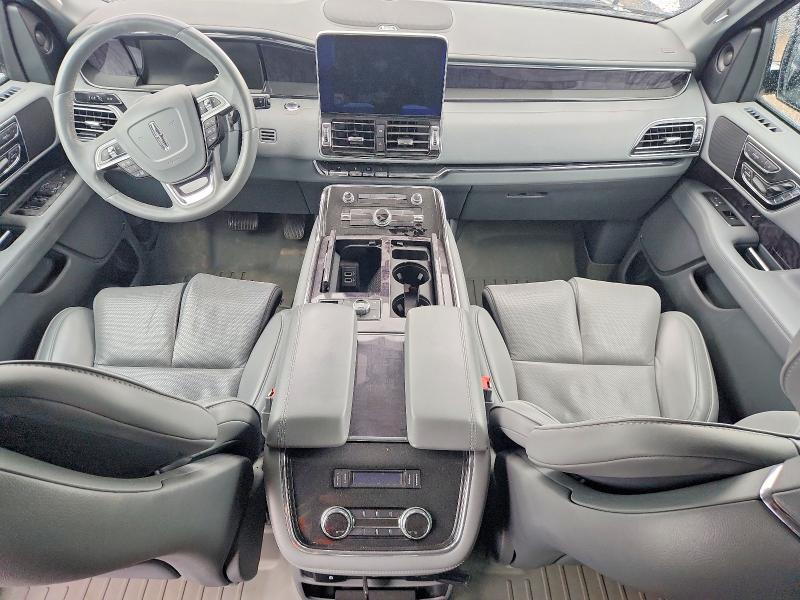 2019 Lincoln Navigator VIN 5LMJJ3LT2KEL16510 COPART salvage auction — BURN, Il - Salvage Certificate, sold $11,000 on 2026-07-23 (photo 8)