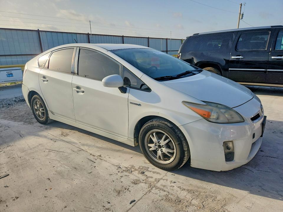 2010 Toyota Prius VIN JTDKN3DU6A0232564 COPART salvage auction — NORMAL WEAR, Tx - Certificate Of Title, sold $1,800 on 2026-07-18 (photo 4)