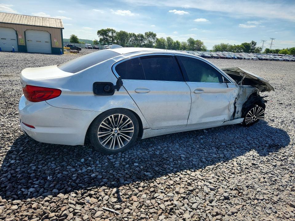 2019 BMW 5er VIN WBAJA7C59KWW09201 COPART salvage auction — FRONT END, Il - Salvage Cert-Flood, sold $975 on 2026-07-06 (photo 3)