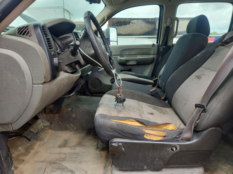 2007 Chevrolet Silverado 3500 VIN 1GBJC33687F553665 COPART salvage auction — NORMAL WEAR, FL - CERTIFICATE OF TITLE, sold $3,000 on 2026-07-08 (photo 7)