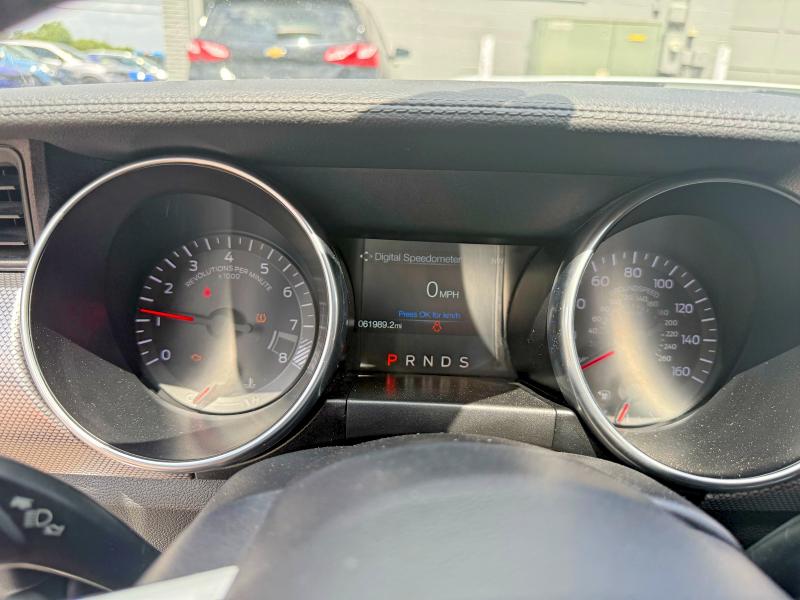 2019 Ford Mustang VIN 1FA6P8CF4K5146692 COPART salvage auction — MINOR DENT/SCRATCHES, MI - CERT OF TITLE-REBUILT SALVAGE (P), sold $7,000 on 2026-07-31 (photo 8)