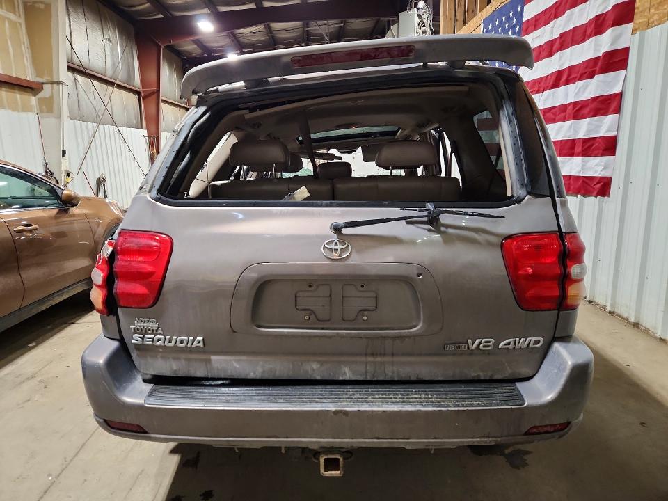 2002 Toyota Sequoia VIN 5TDBT48AX2S079956 COPART salvage auction — ROLLOVER, AK - BILL OF SALE- SALVAGE, sold $25 on 2026-07-28 (photo 6)
