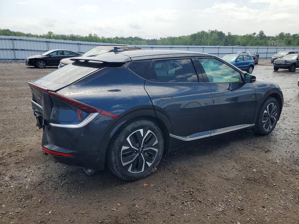 2024 Kia Ev6 VIN KNDC34LA4R5205403 COPART salvage auction — REAR END, VA - CERT OF TITLE - SALVAGE, sold $5,700 on 2026-07-08 (photo 3)