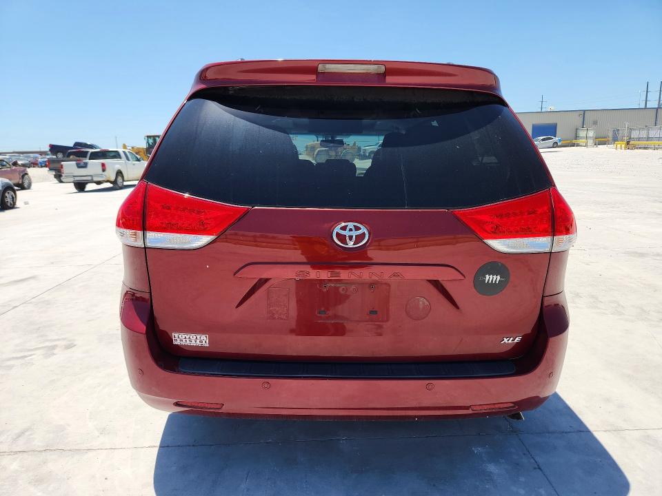 2012 Toyota VIN 5TDYK3DC3CS243564 COPART salvage auction — SIDE, Tx - Salvage Vehicle Title, sold $2,250 on 2026-07-10 (photo 6)
