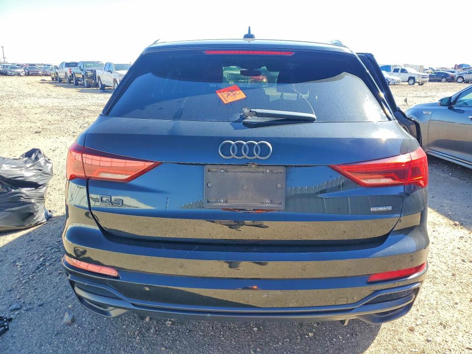 2020 Audi Q3 VIN WA1DECF3XL1110083 COPART salvage auction — SIDE, TX - CERT OF TITLE-REBUILT SALVAGE, sold $2,550 on 2026-07-14 (photo 6)