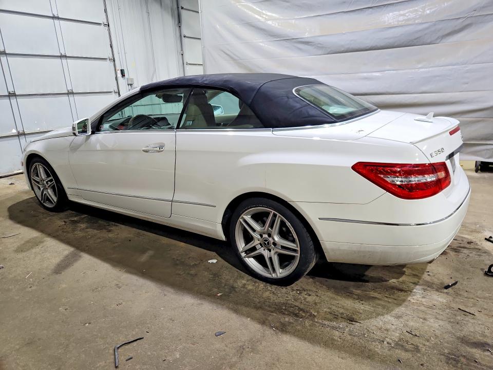 2013 Mercedes-benz E-klasse VIN WDDKK5KF6DF189053 COPART salvage auction — WATER/FLOOD, Wv - Salvage Cert - Flood Damaged, sold $2,500 on 2026-08-11 (photo 2)