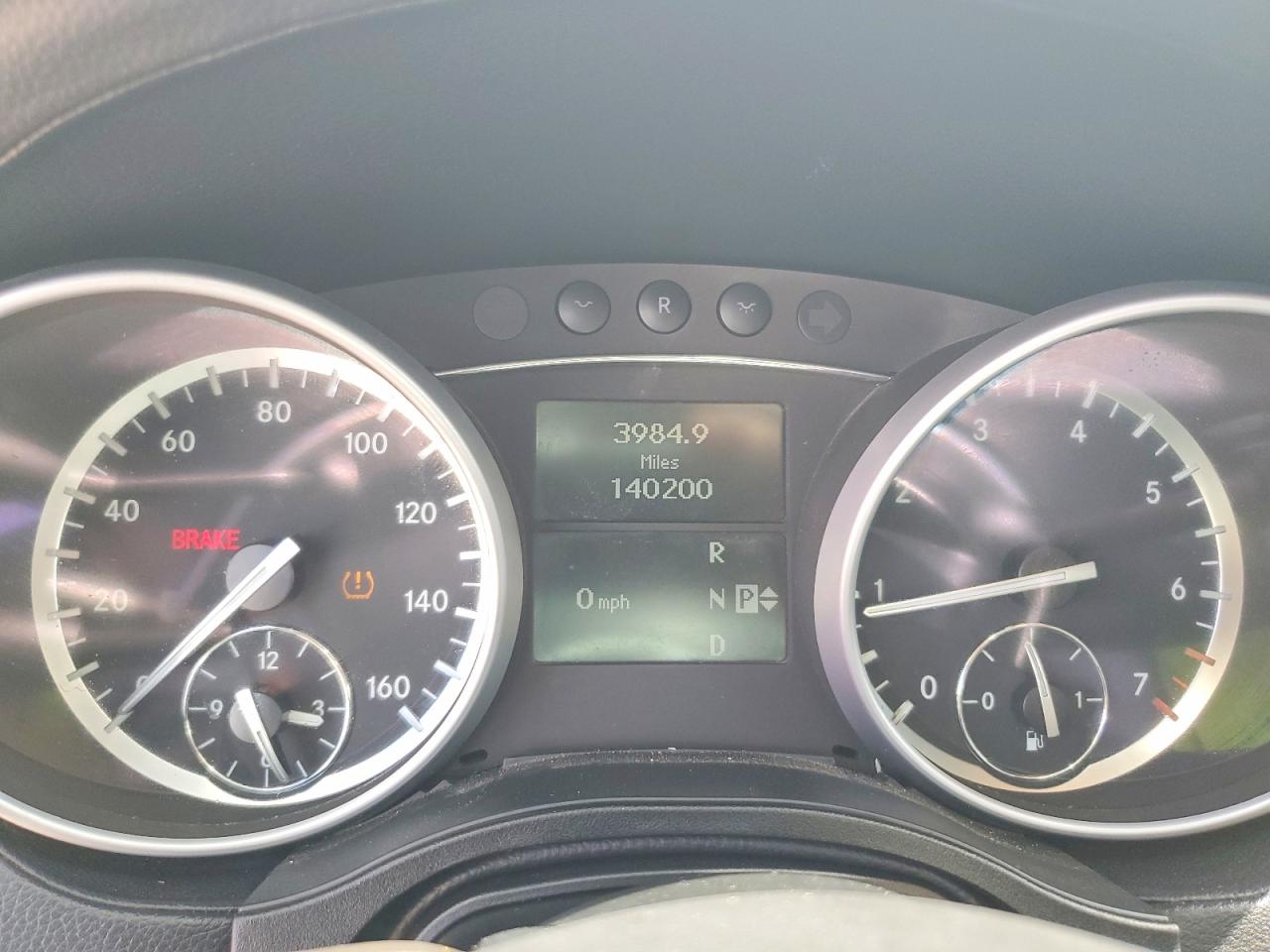2011 Mercedes-Benz GL-Class VIN 4JGBF7BE4BA755203 COPART salvage auction — Minor Dent/Scratches, TX - CERTIFICATE OF TITLE, sold $1,200 on 2026-07-01 (photo 9)