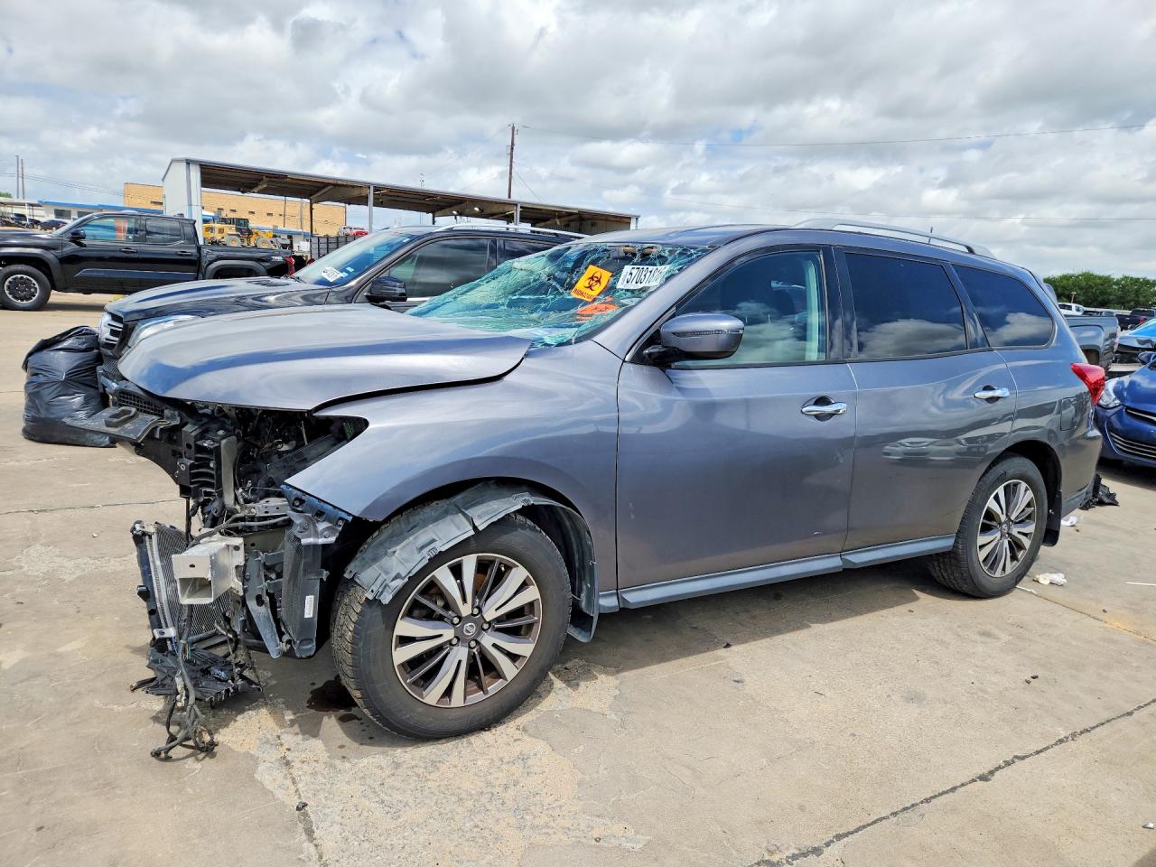 2017 Nissan Pathfinder VIN 5N1DR2MN3HC900468 COPART salvage auction — Front End, TX - SALVAGE VEHICLE TITLE, sold $625 on 2026-07-02 (photo 1)