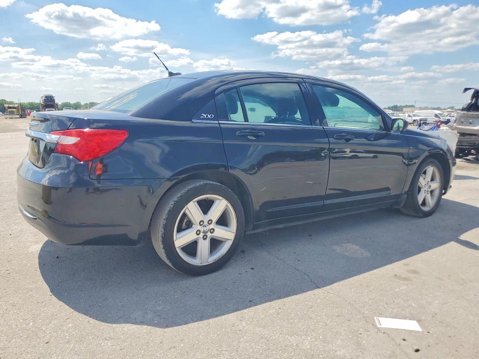 2014 Chrysler 200 VIN 1C3CCBAB6EN122957 COPART salvage auction — FRONT END, Id - Salvage Certificate Of Title, sold $600 on 2026-07-13 (photo 3)