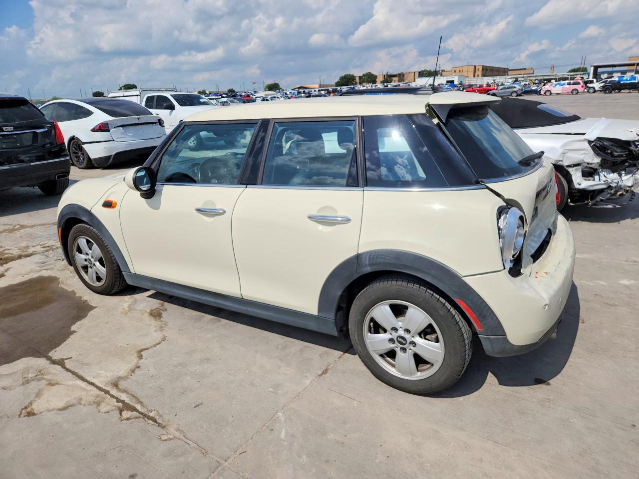 2019 Mini Cooper VIN WMWXU1C51K2J02444 COPART salvage auction — Rear End, TX - SALVAGE VEHICLE TITLE, sold $3,850 on 2026-07-09 (photo 2)