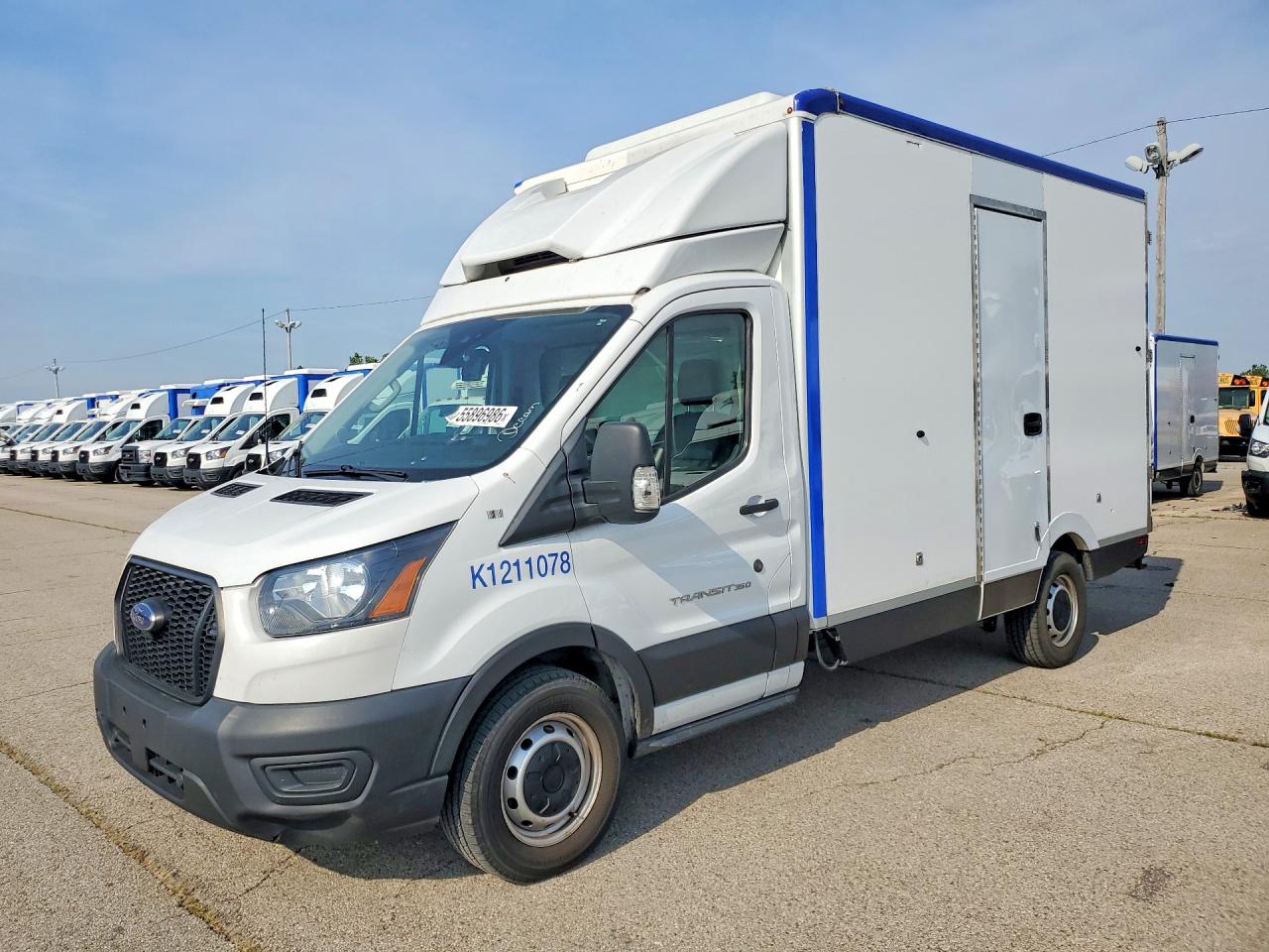 2022 Ford Transit VIN 1FDBW5Z85NKA39963 — COPART salvage auction photo