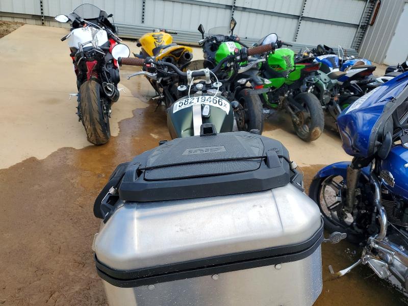 2020 Triumph motorcycle Scrambler VIN SMTD45HG5LT967356 COPART salvage auction — FRONT END, NC - SALVAGE CERTIFICATE OF TITLE, sold $90 on 2026-07-30 (photo 6)