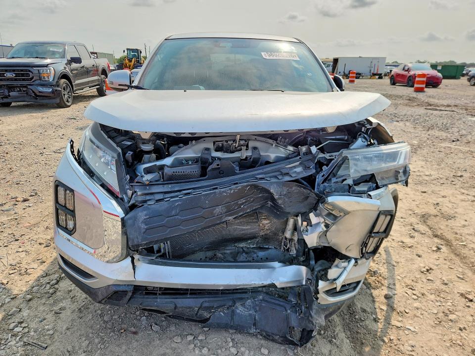 2024 Mitsubishi VIN JA4ARUAU1RU006781 COPART salvage auction — FRONT END, La - Certificate Of Title, sold $3,850 on 2026-07-09 (photo 5)