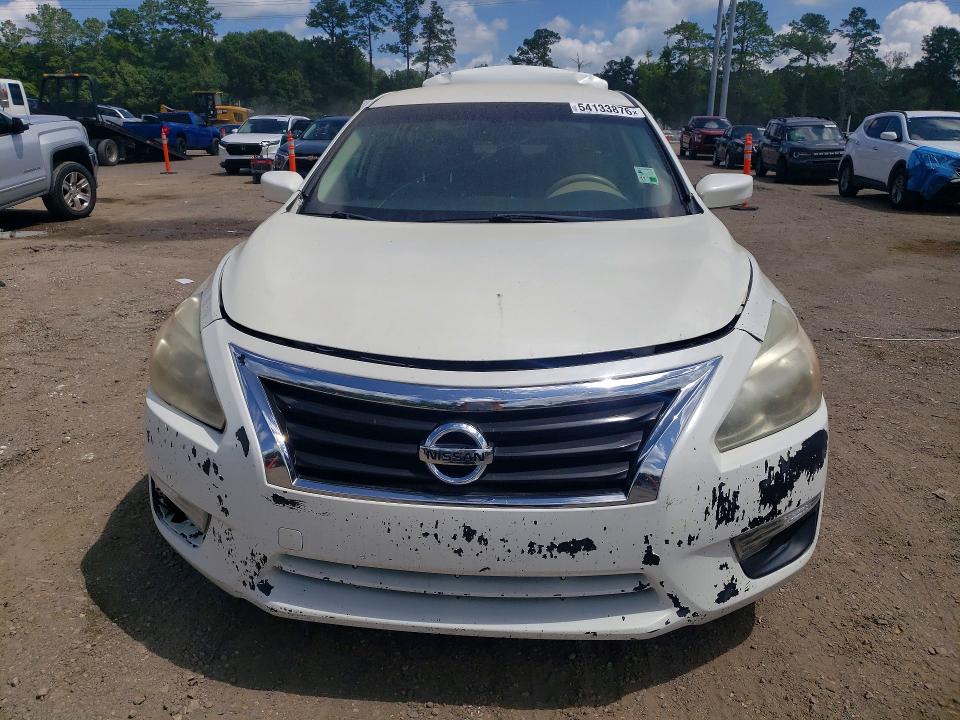 2015 Nissan Altima VIN 1N4AL3AP5FC137814 COPART salvage auction — REAR END, La - Cert Of Title-Salvage, sold $425 on 2026-07-02 (photo 5)