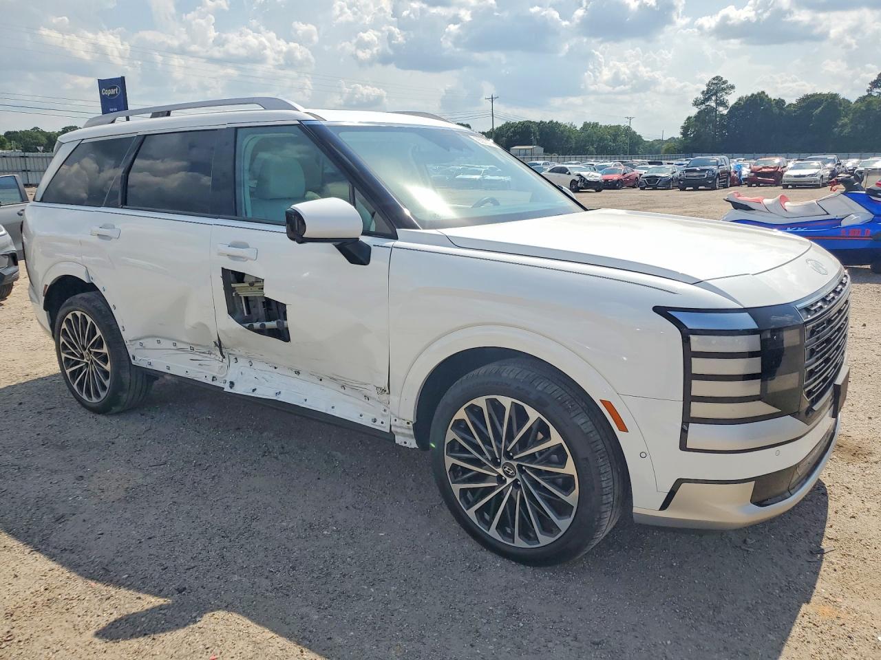 2026 Hyundai Palisade VIN KM8RM5SA3TU040063 COPART salvage auction — Side, AL - CERT OF TITLE-SALVAGE TITLE, sold $28,250 on 2026-08-20 (photo 4)