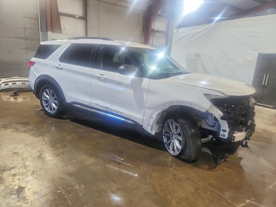 2023 Ford Explorer VIN 1FMSK7DH7PGB93479 COPART salvage auction — FRONT END, Fl - Cert Of Title Slvg Rebuildable, sold $9,600 on 2026-08-21 (photo 4)