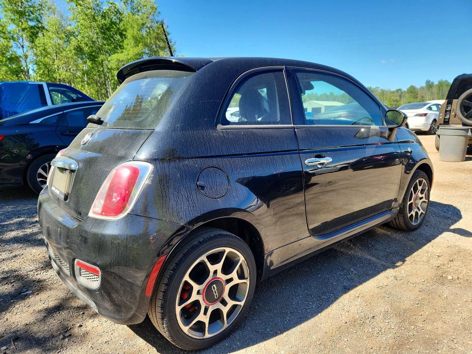 2015 Fiat VIN 3C3CFFBR7FT717828 COPART salvage auction — MINOR DENT/SCRATCHES, On - Permit No Brand - Unfit, sold $1,150 on 2026-07-08 (photo 3)