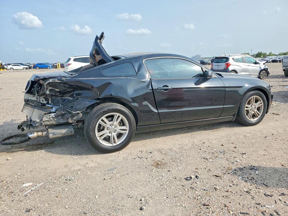 2014 Ford Mustang VIN 1ZVBP8AM0E5300911 COPART salvage auction — REAR END, Tx - Salvage Vehicle Title, sold $875 on 2026-07-09 (photo 3)