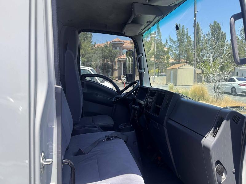 2016 Chevrolet 4500 VIN 54DCDW1B6GS813163 COPART salvage auction — MINOR DENT/SCRATCHES, Nv - Certificate Of Title (P), sold $7,000 on 2026-07-29 (photo 6)