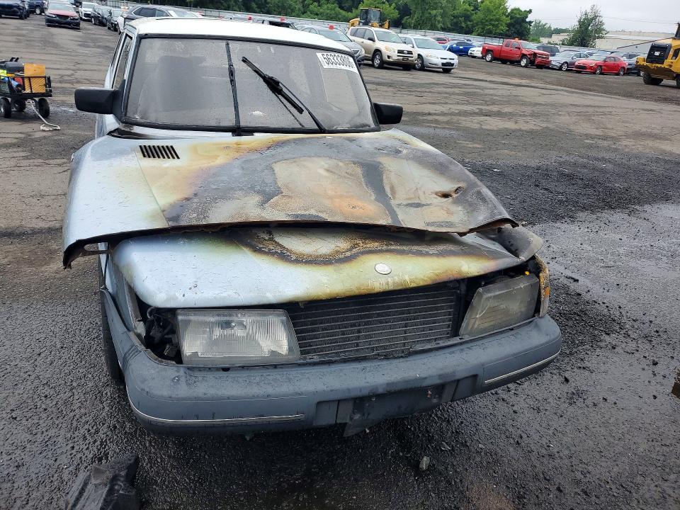 1988 Saab 900 VIN YS3AK35D4J3021213 COPART salvage auction — Burn Engine, CT - BILL OF SALE-SALVAGE, sold $450 on 2026-07-02 (photo 5)