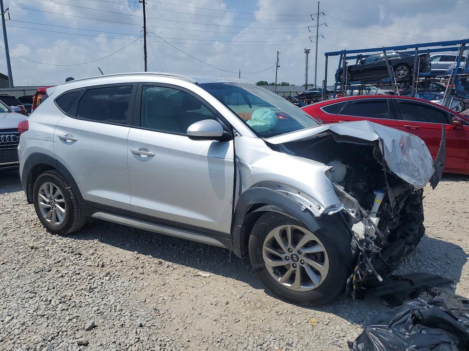 2017 Hyundai Tucson VIN KM8J3CA47HU521327 COPART salvage auction — FRONT END, Salvage Title, sold $1,250 on 2026-07-10 (photo 4)