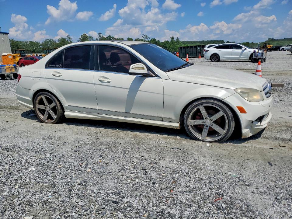2009 Mercedes-benz C class VIN WDDGF54X49R052005 COPART salvage auction — NORMAL WEAR, Sc - Certificate Of Title, sold $525 on 2026-07-20 (photo 4)