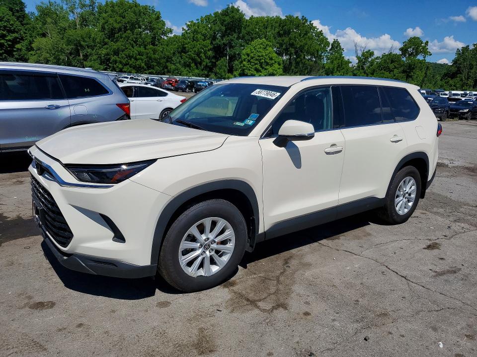 2024 Toyota Highlander VIN 5TDAAAB51RS033809 COPART salvage auction — WATER/FLOOD, NH - CERT OF TITLE-SALVAGE, sold $20,200 on 2026-07-22 (photo 1)