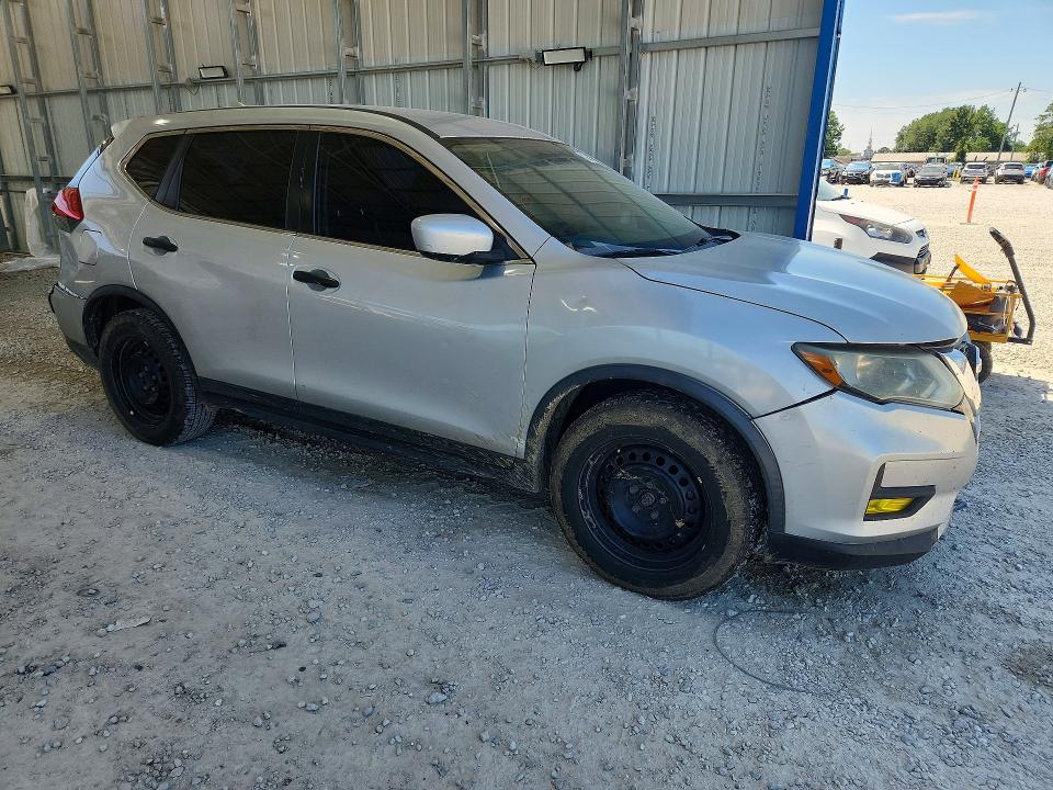 2017 Nissan VIN KNMAT2MT1HP521887 COPART salvage auction — REAR END, Mo - Salvage Certificate Of Title, sold $150 on 2026-07-22 (photo 4)