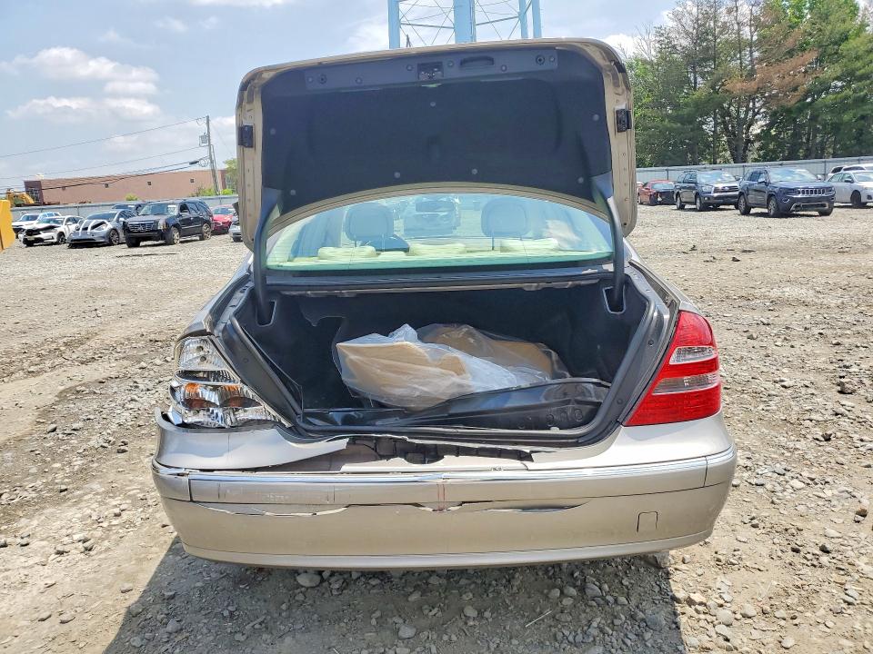 2006 Mercedes-benz E-klasse VIN WDBUF87J16X188815 COPART salvage auction — REAR END, Nj - Cert Of Title-Salvage, sold $400 on 2026-07-20 (photo 6)