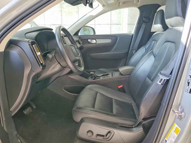 2025 Volvo XC40 VIN YV4L12UJ7S2465341 COPART salvage auction — Front End, CA - CERTIFICATE OF TITLE, sold $8,700 on 2026-07-07 (photo 7)