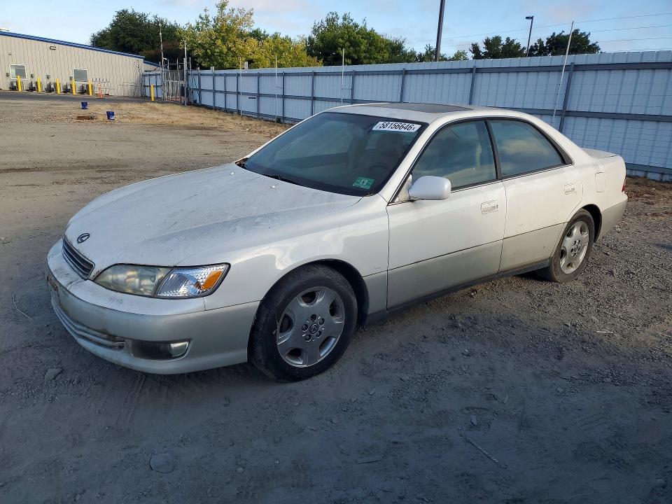 2001 Lexus Es 300 VIN JT8BF28G710321859 COPART salvage auction — NORMAL WEAR, Ca - Dis/Dlr/Exp Only Clean Title, sold $350 on 2026-07-07 (photo 1)