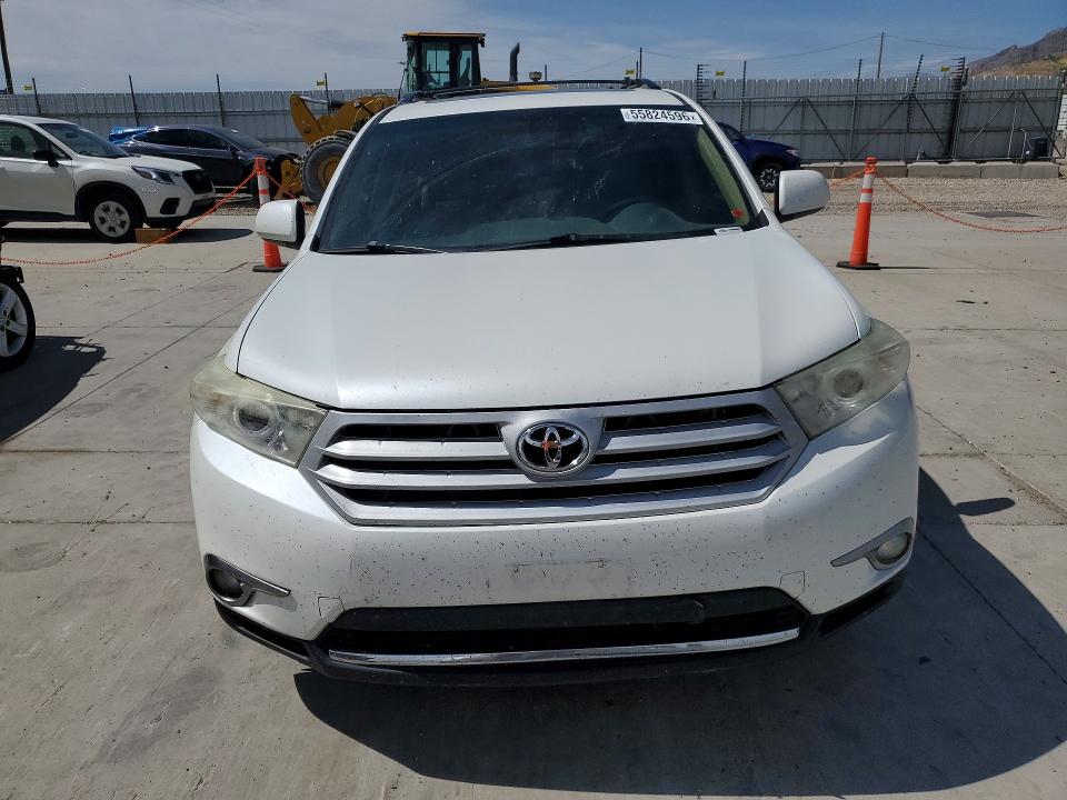 2013 Toyota Highlander VIN 5TDBK3EH8DS235977 COPART salvage auction — UNDERCARRIAGE, Ut - Salvage Certificate, sold $150 on 2026-07-27 (photo 5)