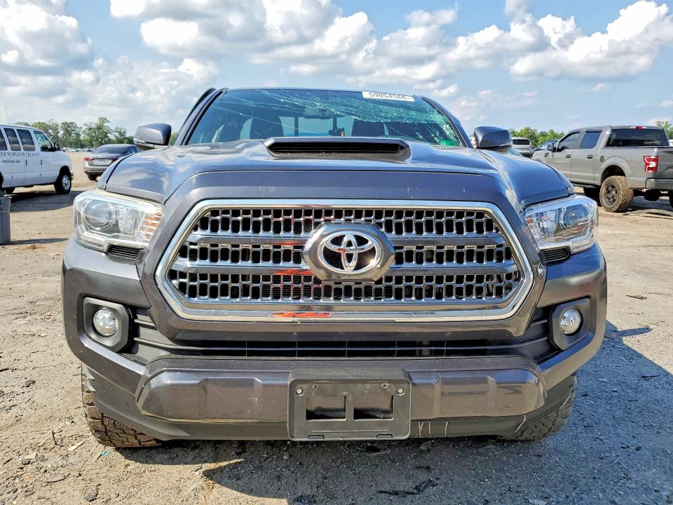 2017 Toyota Tacoma VIN 5TFSZ5AN9HX106861 COPART salvage auction — ROOF, Va - Cert Of Title - Salvage, sold $7,000 on 2026-07-08 (photo 5)
