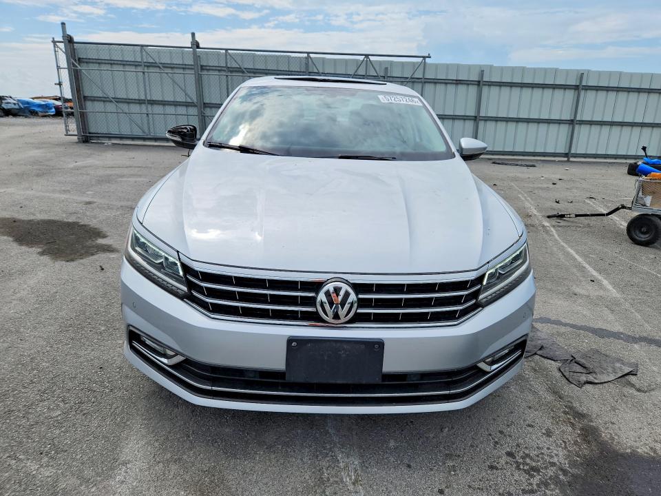 2018 Volkswagen Passat VIN 1VWBA7A36JC000878 COPART salvage auction — ROOF, Ma - Cert Of Title-Salvage, sold $5,700 on 2026-07-29 (photo 5)