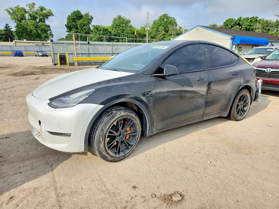 2021 Tesla Model y VIN 5YJYGDED5MF192833 COPART salvage auction — HAIL, Fl - Cert Of Title Slvg Rebuildable, sold $4,950 on 2026-07-13 (photo 1)