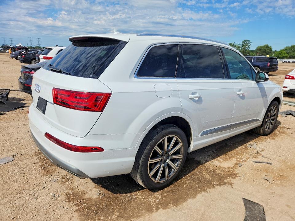 2019 Audi Q7 VIN WA1AHAF76KD025627 COPART salvage auction — SIDE, Il - Salvage Certificate, sold $2,400 on 2026-08-04 (photo 3)