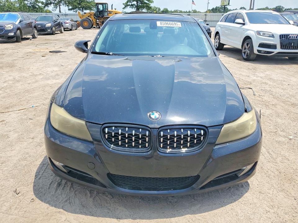 2009 BMW 3 series VIN WBAPH77579NL83918 COPART salvage auction — SIDE, FL - CERT OF TITLE SLVG REBUILDABLE (P), sold $875 on 2026-07-09 (photo 5)