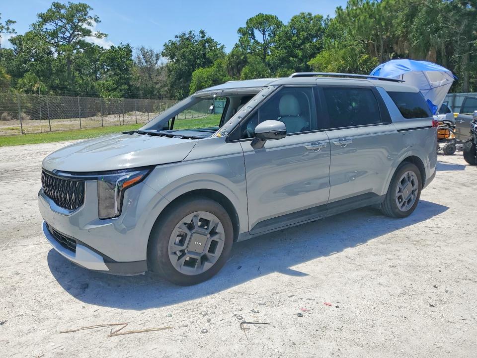 2025 Kia Carnival VIN KNDNC5KA8S6039662 — COPART salvage auction photo