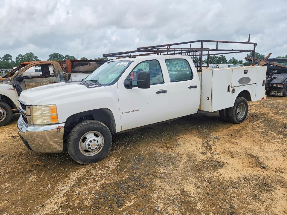 2007 Chevrolet Silverado 3500 VIN 1GBJC33687F553665 — COPART salvage auction photo