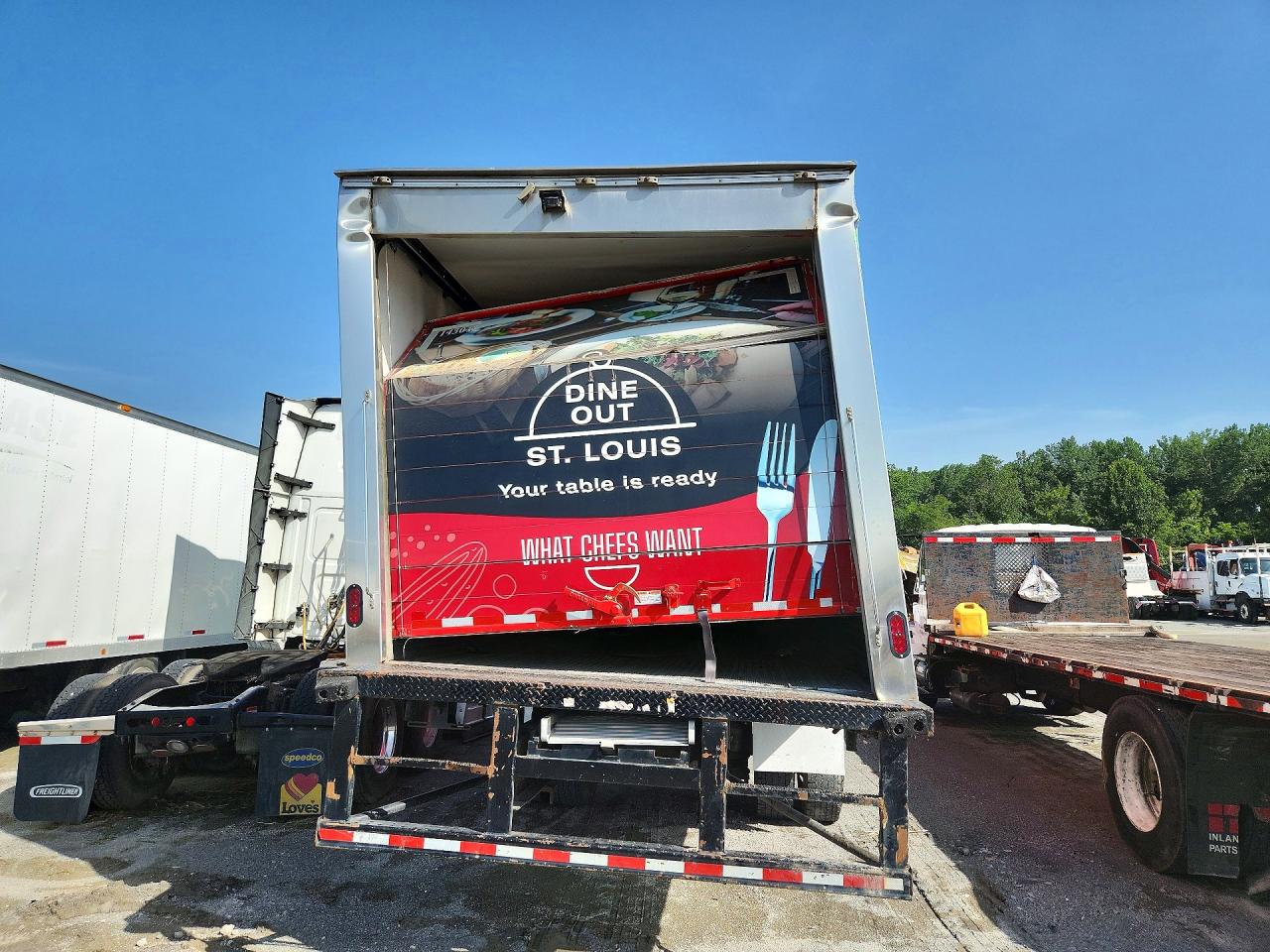 2024 Freightliner All other VIN 1FVACWFC2RHVA7108 COPART salvage auction — Front End, IL - SALVAGE CERTIFICATE, sold $13,600 on 2026-07-30 (photo 6)