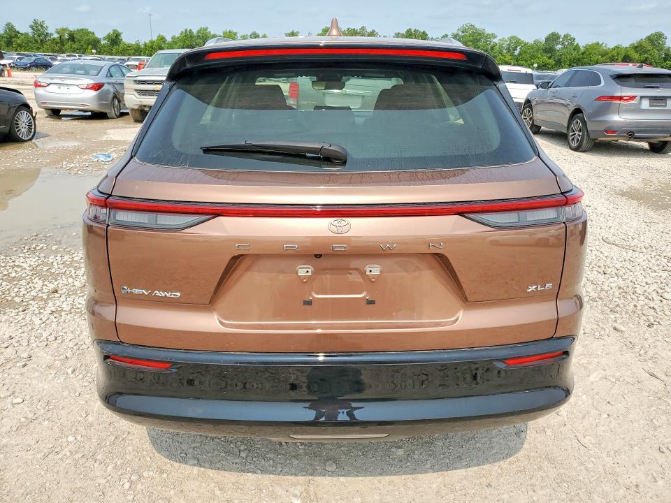 2025 Toyota Crown signia VIN JTDACAAJ4S3000173 COPART salvage auction — FRONT END, Tx - Salvage Vehicle Title, sold $15,500 on 2026-07-28 (photo 6)