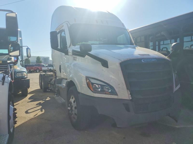2025 Freightliner Cascadia 126 VIN 3AKJHHDR8SSVY1041 COPART salvage auction — ALL OVER, OH - CERT OF TITLE-SALVAGE, sold $33,250 on 2026-07-09 (photo 1)