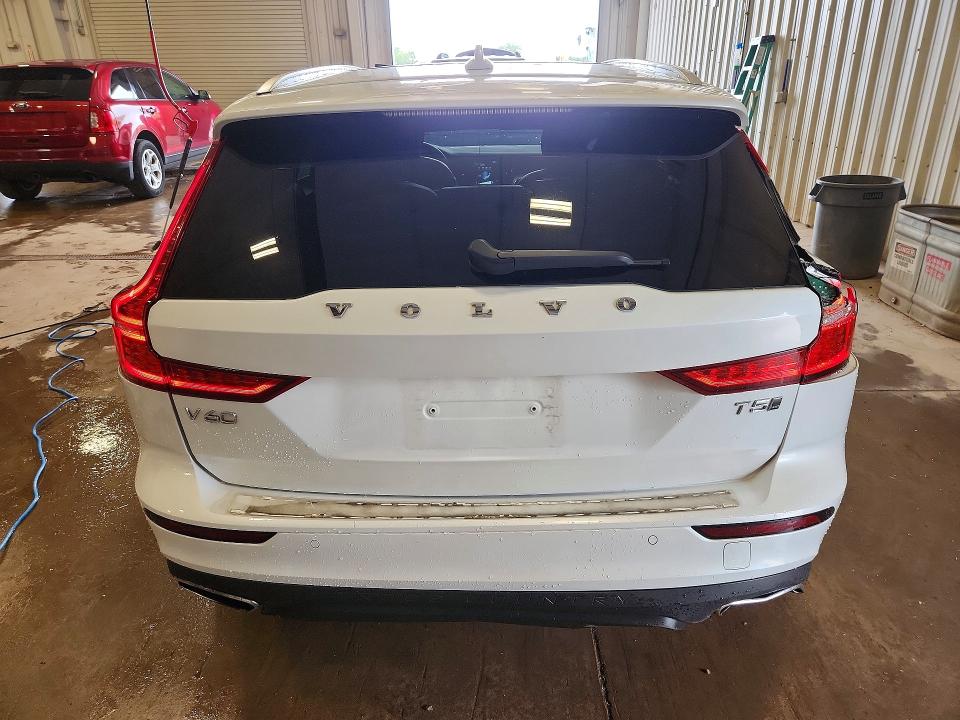 2020 Volvo V60 cross country VIN YV4102WK3L1039587 COPART salvage auction — REAR END, WI - CERT OF TITLE-CLAIM PAID, sold $6,700 on 2026-07-27 (photo 6)