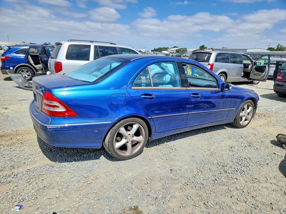 2004 Mercedes-benz C class VIN WDBRF40J74F548598 COPART salvage auction — FRONT END, Ca - Salvage Certificate, sold $225 on 2026-07-31 (photo 3)