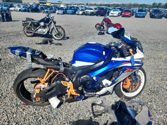 2008 Suzuki VIN JS1GR7LAX82104426 — COPART salvage auction photo