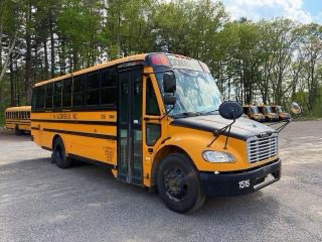 2015 Freightliner Chassis VIN 4UZABPDU9FCGL9813 COPART salvage auction — NORMAL WEAR, MA - CERTIFICATE OF TITLE (P), sold $700 on 2026-07-09 (photo 1)