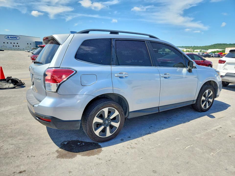 2017 Subaru Forester VIN JF2SJARC9HH517272 COPART salvage auction — SIDE, OK - CERT OF TITLE-SALVAGE, sold $950 on 2026-07-24 (photo 3)